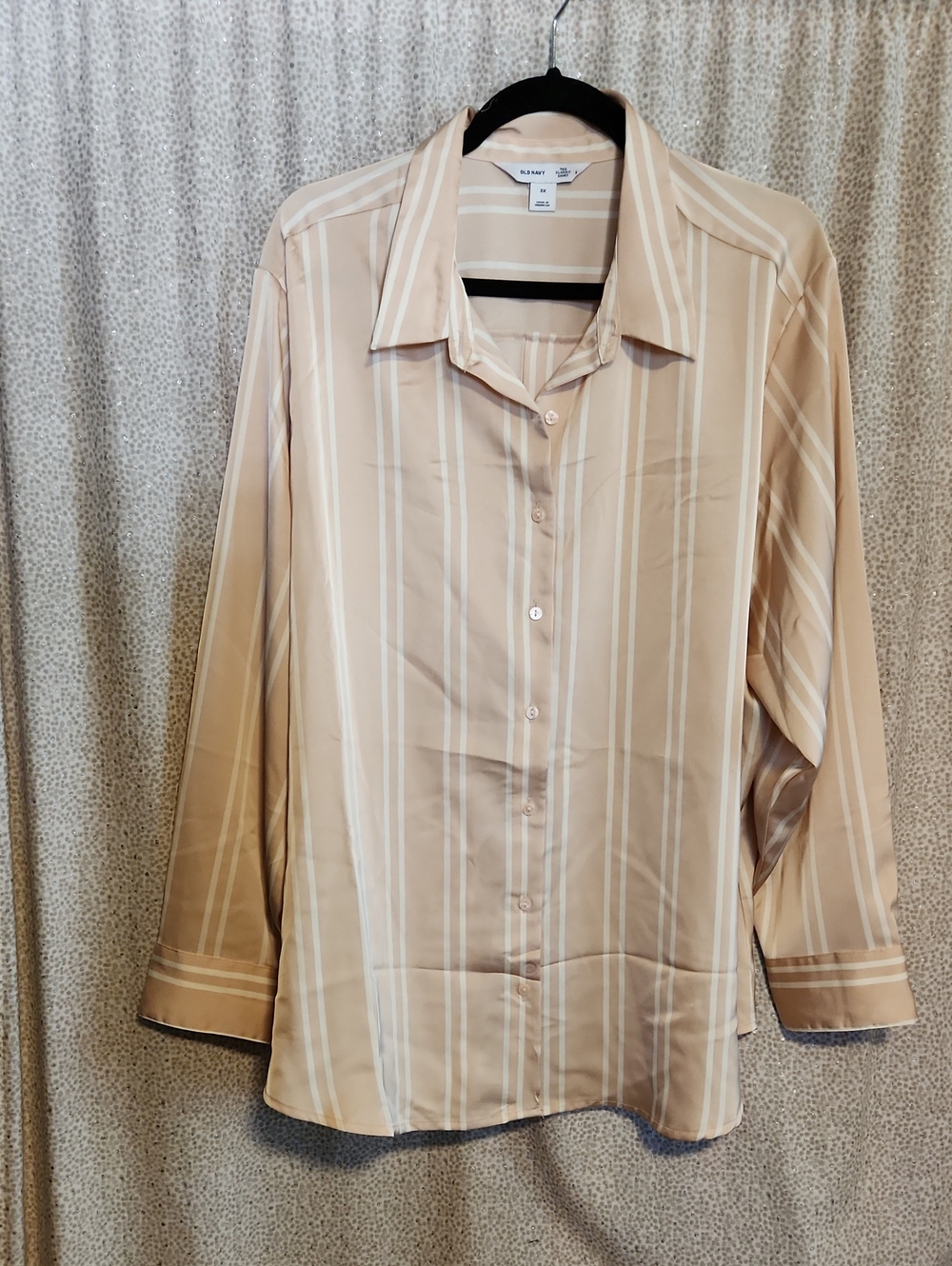 Old Navy Beige Striped Women's Button-Up Blouse